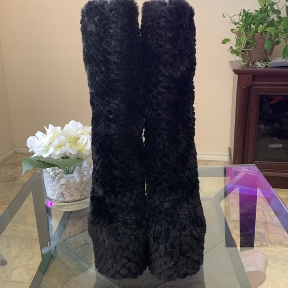 π€AZELEA WANG Jerusha Fur Platform High Heel Boots - Picture 6 of 16